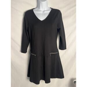 Neiman Marcus Black V-Neck Fit Flare Dress Women’s Small Stretch Zipper